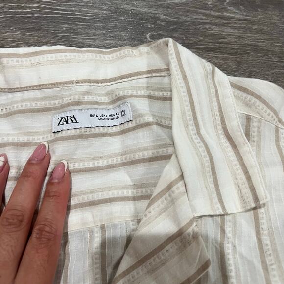 Zara Linen Short Sleeve Button Down Men's Size Large - Picture 2 of 5